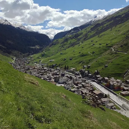 瓦尔斯格罗斯胡斯酒店 公寓 *