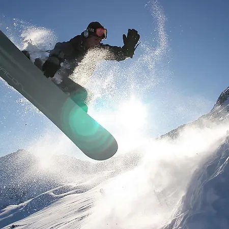 瓦尔斯格罗斯胡斯酒店 公寓 瓦尔斯