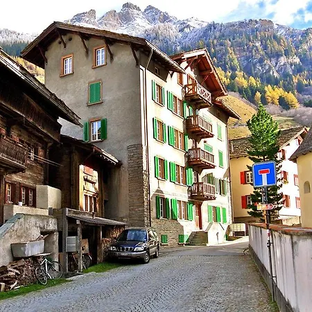 瓦尔斯格罗斯胡斯酒店 公寓